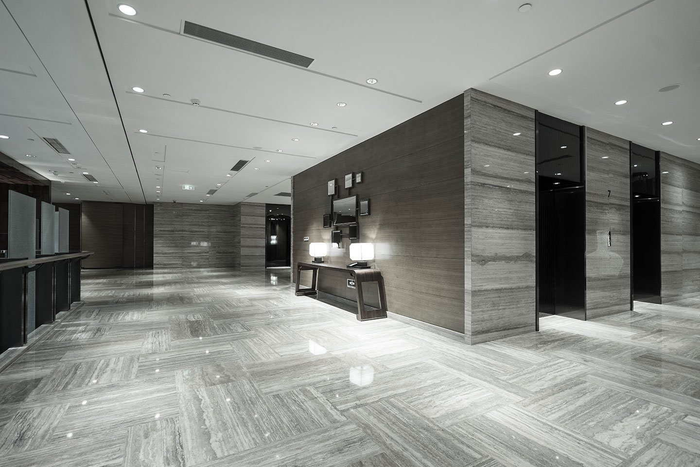 shop-0004 Modern commercial space for rent